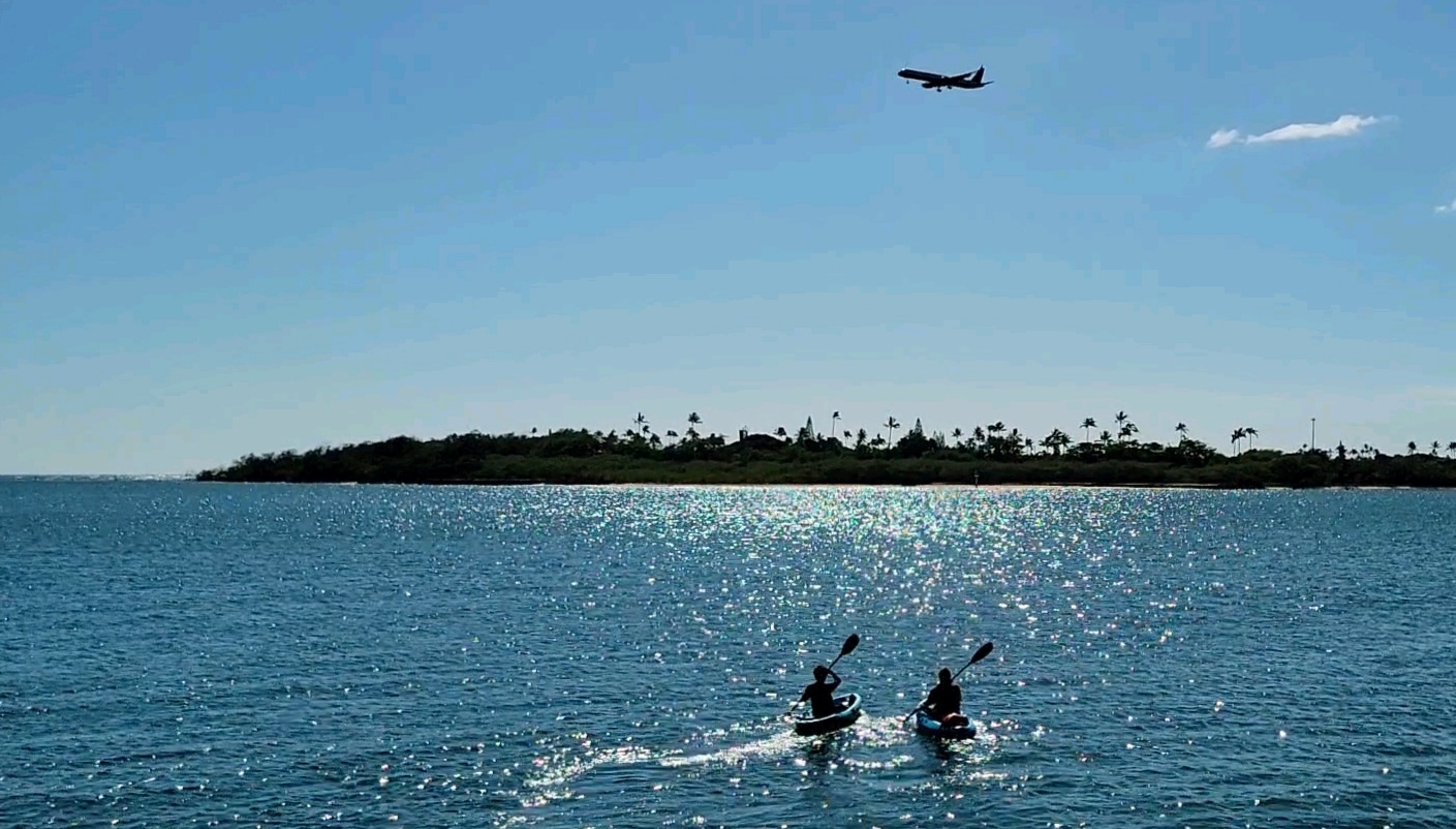 Taylor and Reid Kayaking over Pearl Harbor channel, HI, 11-19-21_20211119-182010