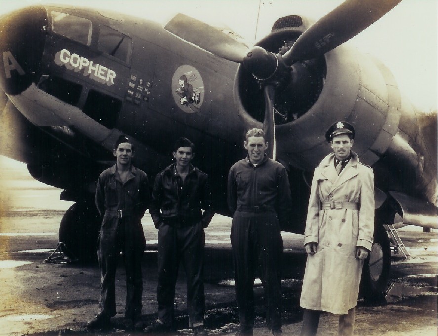 Dad (second from left), with the crew of the "Gopher"
